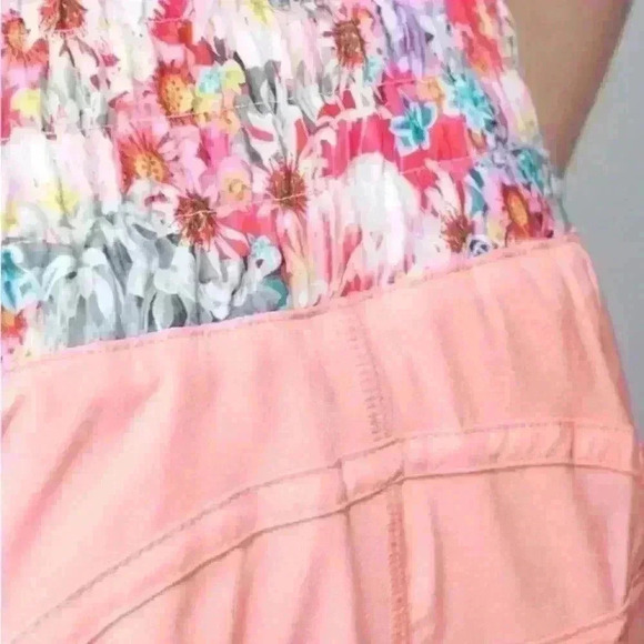 Lululemon  Tracker Short II *4-way Stretch
Bleached Coral - Picture 3 of 7